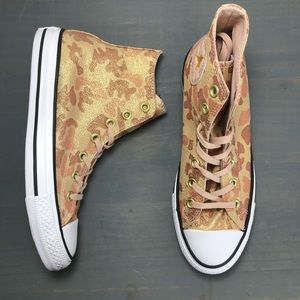 Converse Chuck Taylor Hi NWT